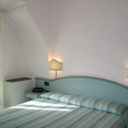 Miramare Otel 4*