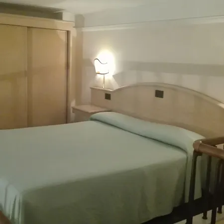 Miramare Szálloda 4*